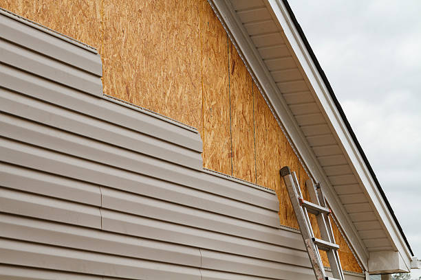 24/7 Emergency Vinyl Siding experts in Coshocton, OH